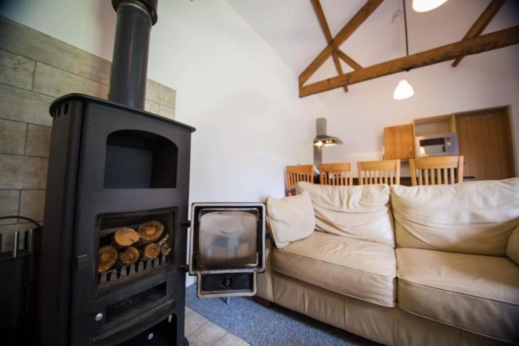 Cosy Cottage On Banks Of River Wye Foy المظهر الخارجي الصورة