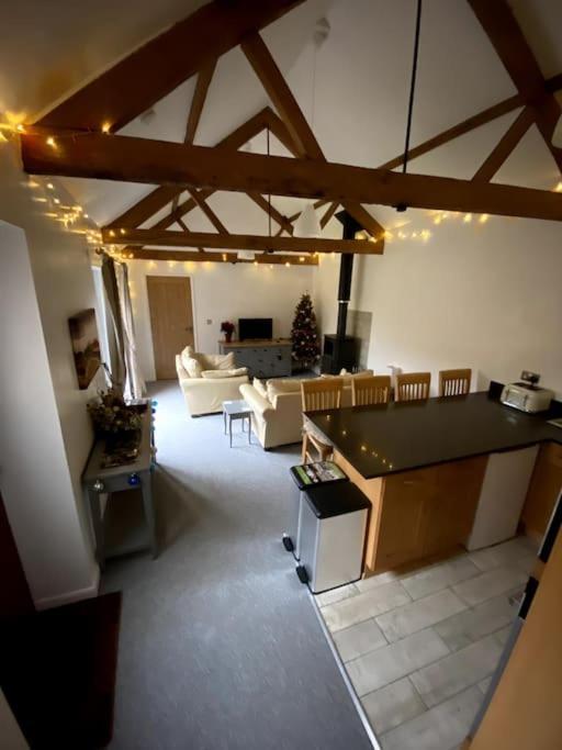 Cosy Cottage On Banks Of River Wye Foy المظهر الخارجي الصورة