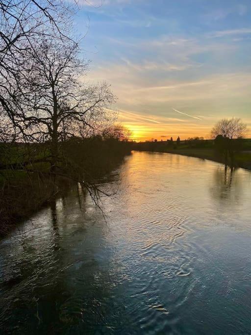 Cosy Cottage On Banks Of River Wye Foy المظهر الخارجي الصورة