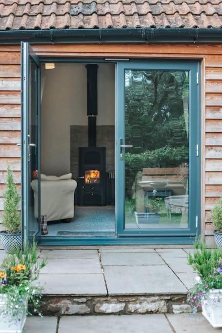 Cosy Cottage On Banks Of River Wye Foy المظهر الخارجي الصورة